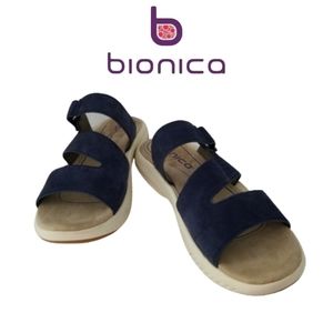 Bionica Avoca Blue Suede Sandal Size 10